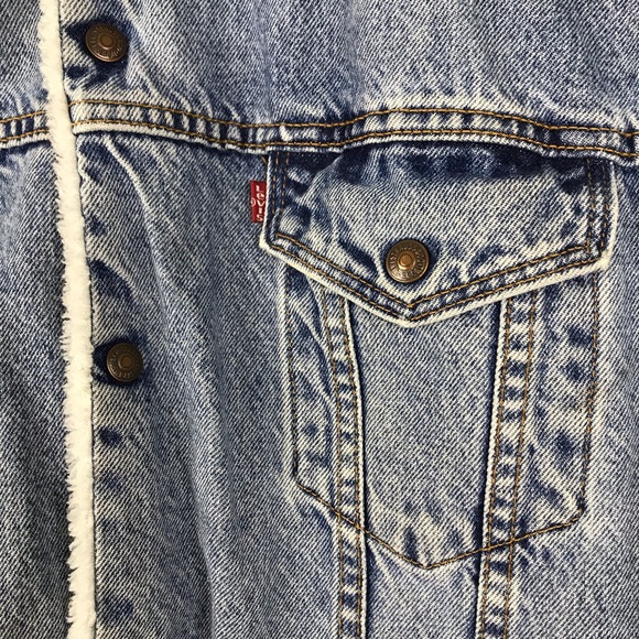 [Sold] Vintage Levi’s Trucker Jean Jacket Sherpa - Picture 5 of 8